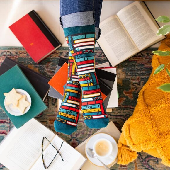 Book and Reading Socks - Funny gift for book lovers - Cozy socks for men and wom - Picture 8 of 8